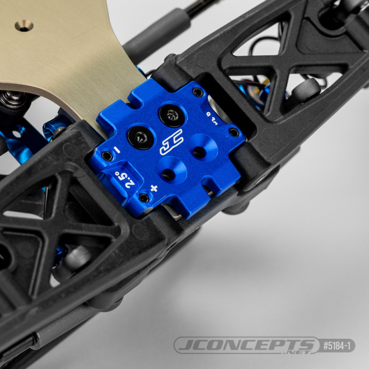 5184 Cale de triangles avant 2.5 degrés aluminium bleu ou noir Jconcepts pour B7|B7D Jconcepts RSRC