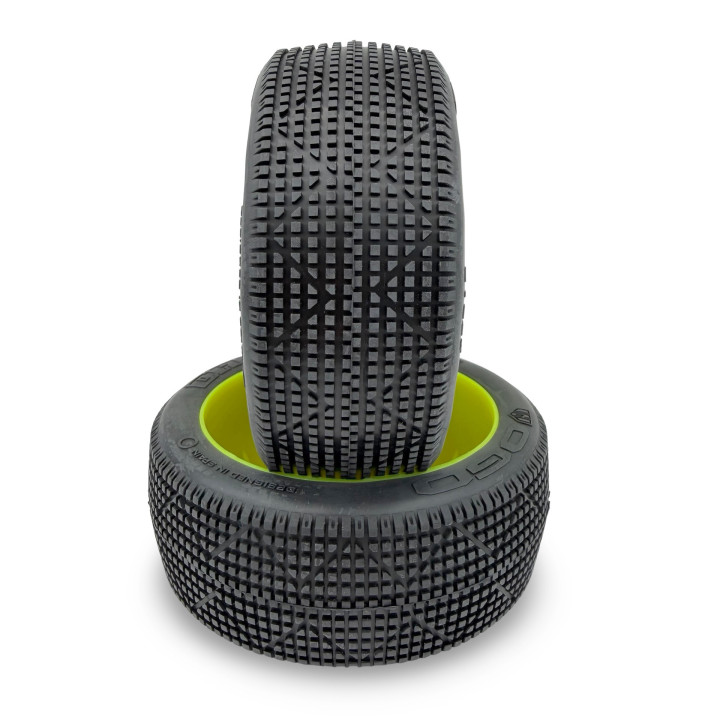 Pneus OGO Dana avec inserts et jantes jaunes (2) - 1/8 buggy à coller